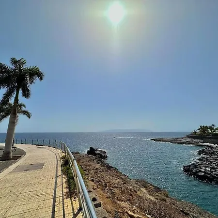 Ocean View Apartment, Balcony & Parking, Tenerife South Escape Διαμέρισμα