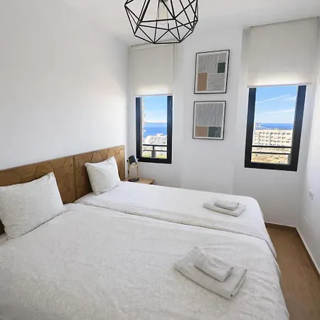 Ocean View Apartment, Balcony & Parking, Tenerife South Escape Διαμέρισμα Playa Paraiso (Tenerife)