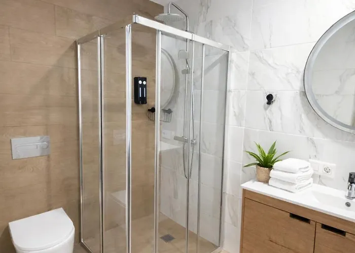 Ocean View Apartment, Balcony & Parking, Tenerife South Escape Playa Paraiso (Tenerife)