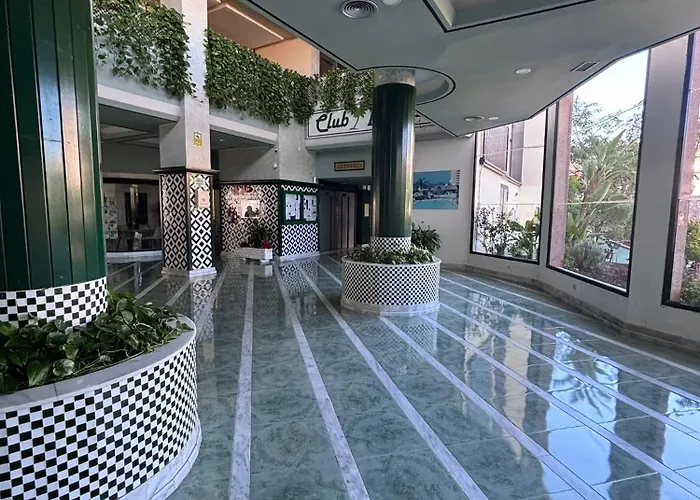 Ocean View Apartment, Balcony & Parking, Tenerife South Escape Διαμέρισμα Playa Paraiso (Tenerife)