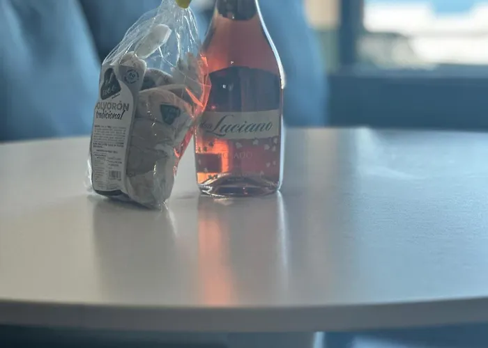 Ocean View Apartment, Balcony & Parking, Tenerife South Escape Διαμέρισμα Playa Paraiso (Tenerife)